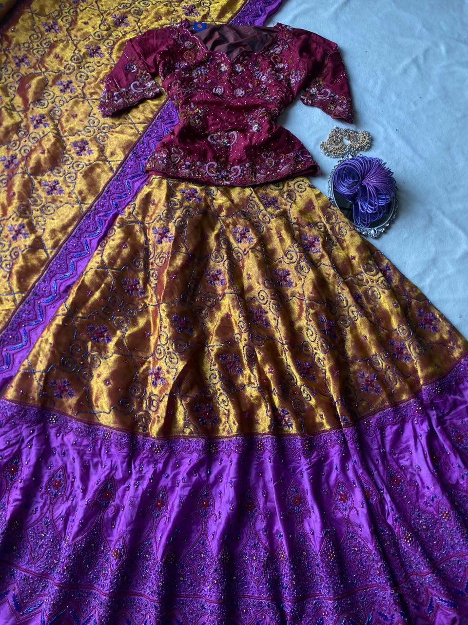 Zard Violete-vintage y2k lehnga